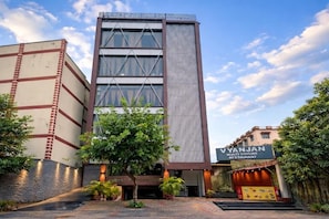 Exterior - New Hotel Sun International (Jamshedpur)