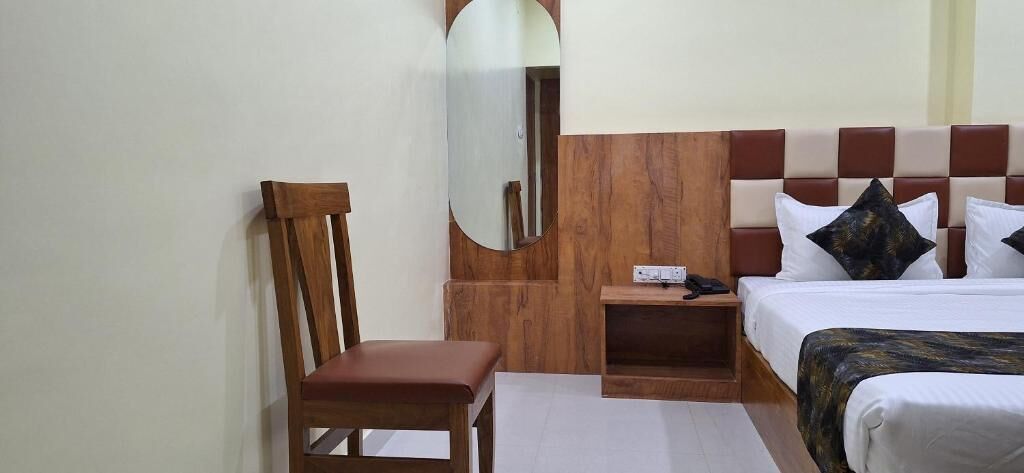 Deluxe Double Room, City View