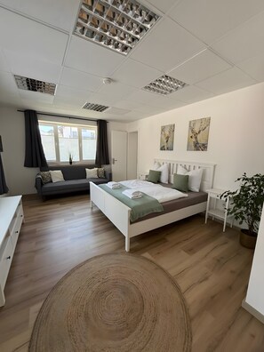 Room - Apartment 'Romy' with Wi-Fi (Reischach)