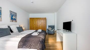 2 Schlafzimmer, Bügeleisen/Bügelbrett, WLAN, Bettwäsche