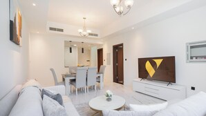 Biệt thự dành cho gia đình, quang cảnh vườn | Khu phòng khách