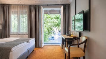 Comfort Double Room, Balcony, Garden View | Free minibar, desk, laptop workspace, soundproofing