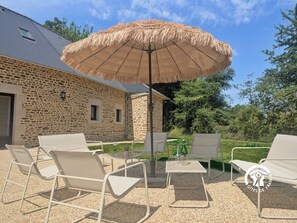 Terrace/patio - Cottage in Gorron, pets allowed - 6 guests (Gorron)
