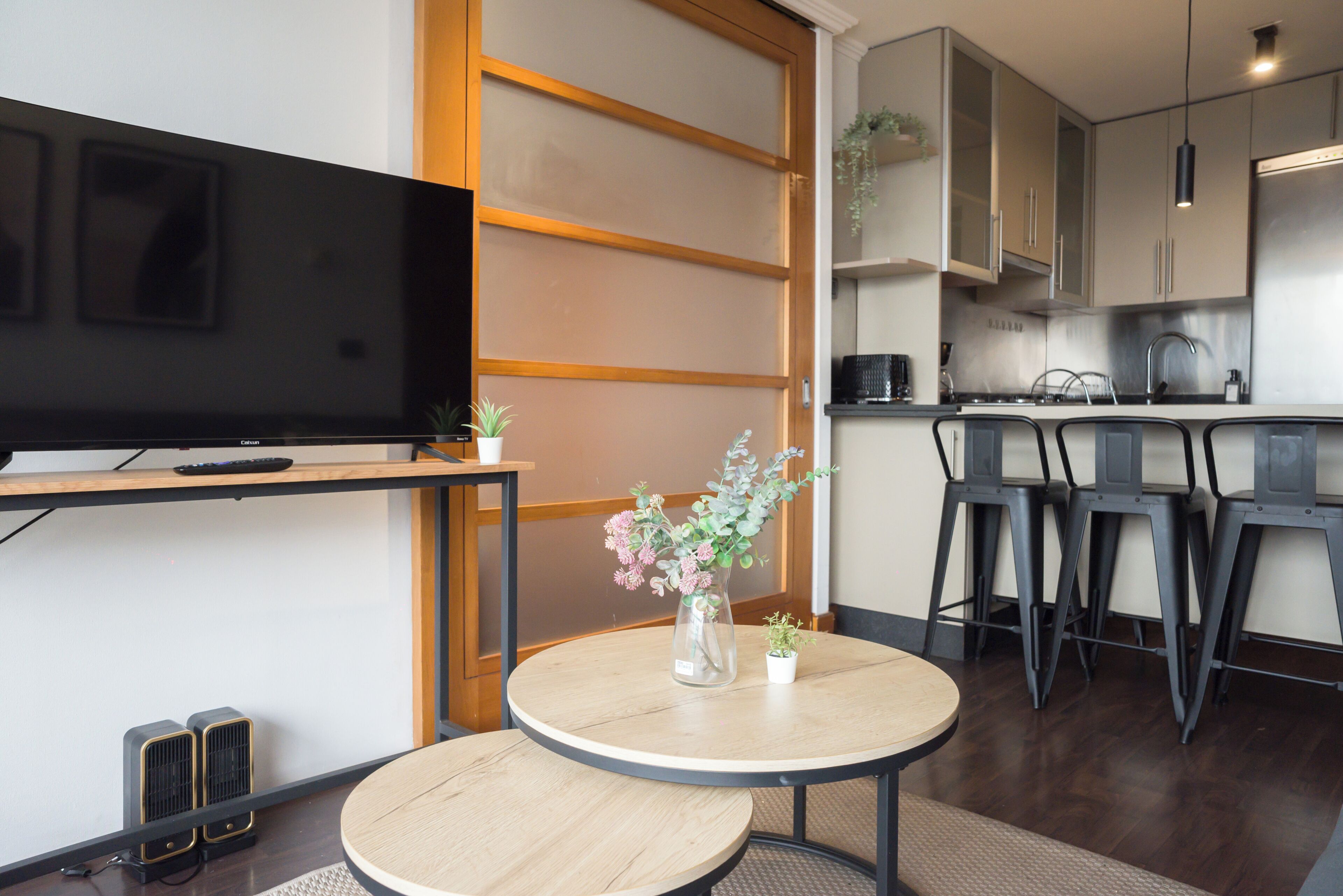 Family Apartment, Balcony, City View | Private kitchen