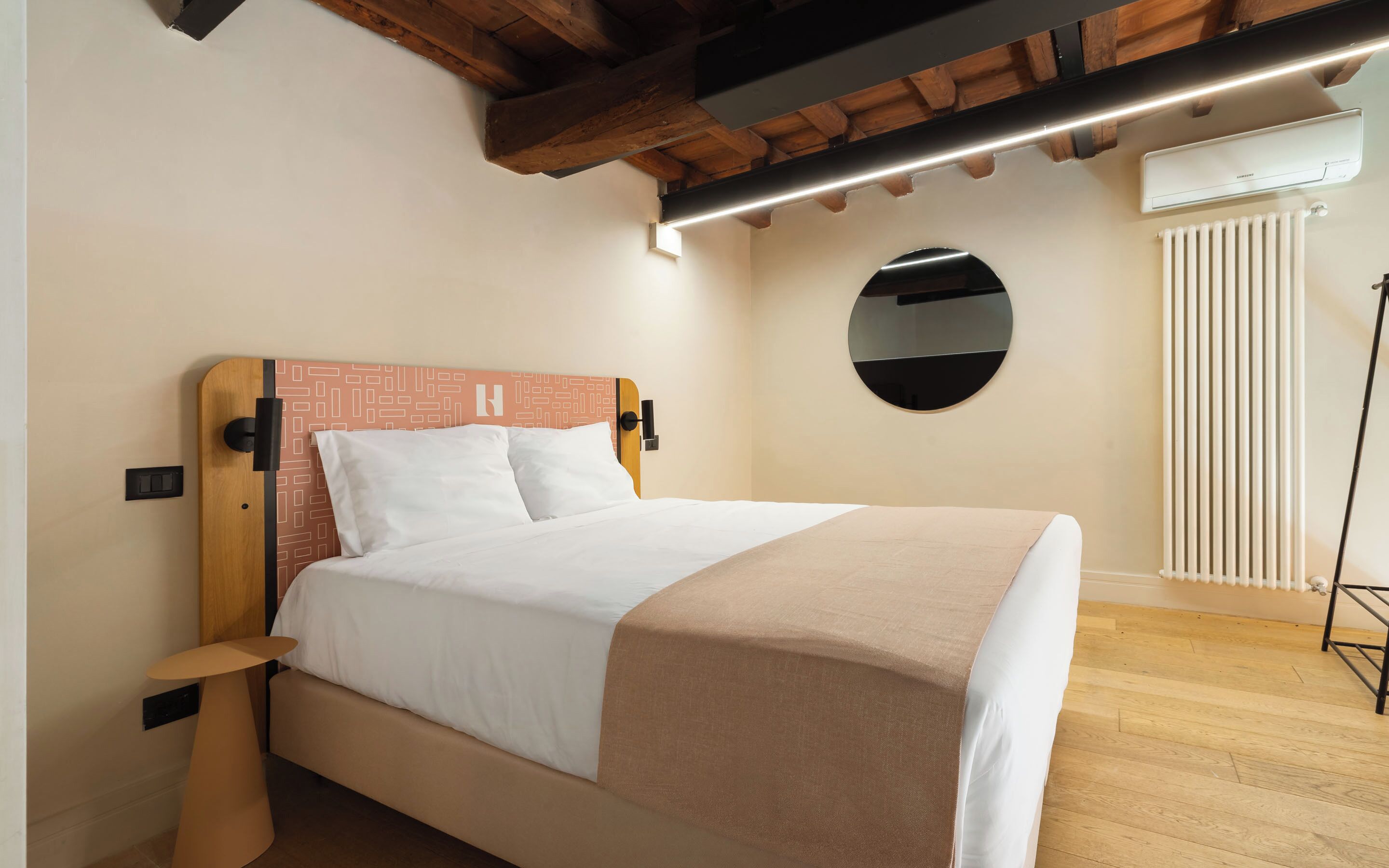 One Bedroom Apartment with sofa bed