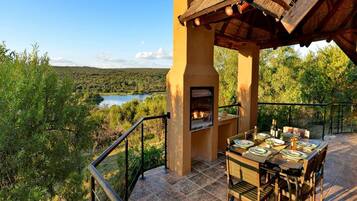 Cabin, 1 Bedroom, Patio | Outdoor dining