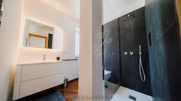 Apartamento (2 Bedrooms) | Banheiro | Chuveiro, bidê