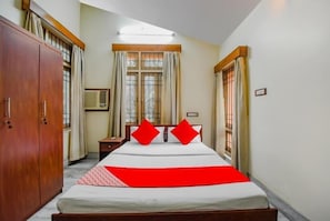 Habitación doble Deluxe, balcón, vista a la ciudad | Wifi gratis