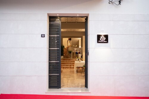 Azzurra Luxury avec terrasse partagée, Wi-Fi et climatisation