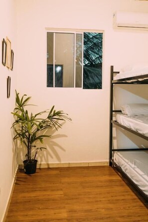 Interior - Piano Piano hostel (Tibau do Sul)