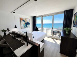 Desk, iron/ironing board, WiFi, bed sheets - Oceanfront Pierfection by Casanita - Lux Suite (Myrtle Beach)
