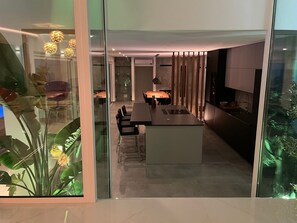 Dining - Villa 'Boa Vida' with Sea View, Infinity Pool & Jacuzzi (Armação de Pêra)