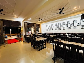 Dining - EMPORIA COMFORTS  (Devanahalli)