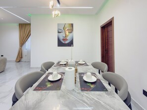 Dining - Horizon Apartment at THE HIDDEN DOMUS, Spacious, Peaceful, at Trasacco Accra (Accra)