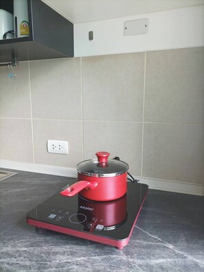 Room, 1 Bedroom, Accessible, Balcony | Private kitchen - Room-supalai City Resort Changwattana (Pak Kret)