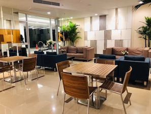 Zimmer, 1 Schlafzimmer, barrierefrei, Balkon | Lounge