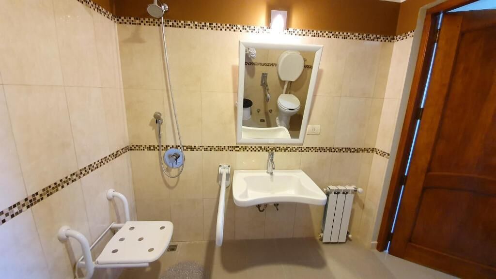 Standard Double Room, City View | Bathroom