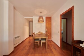 Dining - Vrbo Property (La Molina)