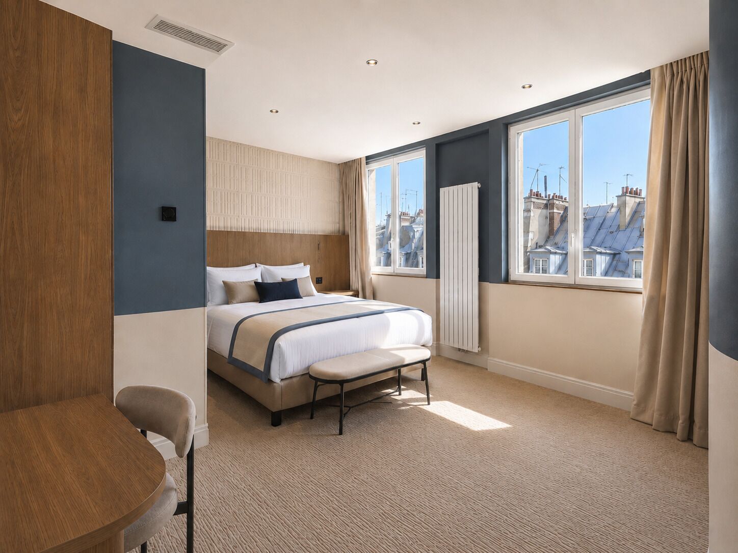 Habitación Deluxe, vista a la ciudad | Ropa de cama de alta calidad y caja de seguridad en la habitación 