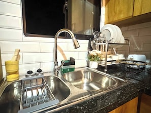 Apartment, 3 Bedrooms, Balcony | Private kitchen - 4tv Netflix Wifi hot Water air Conditioning (La Vega)