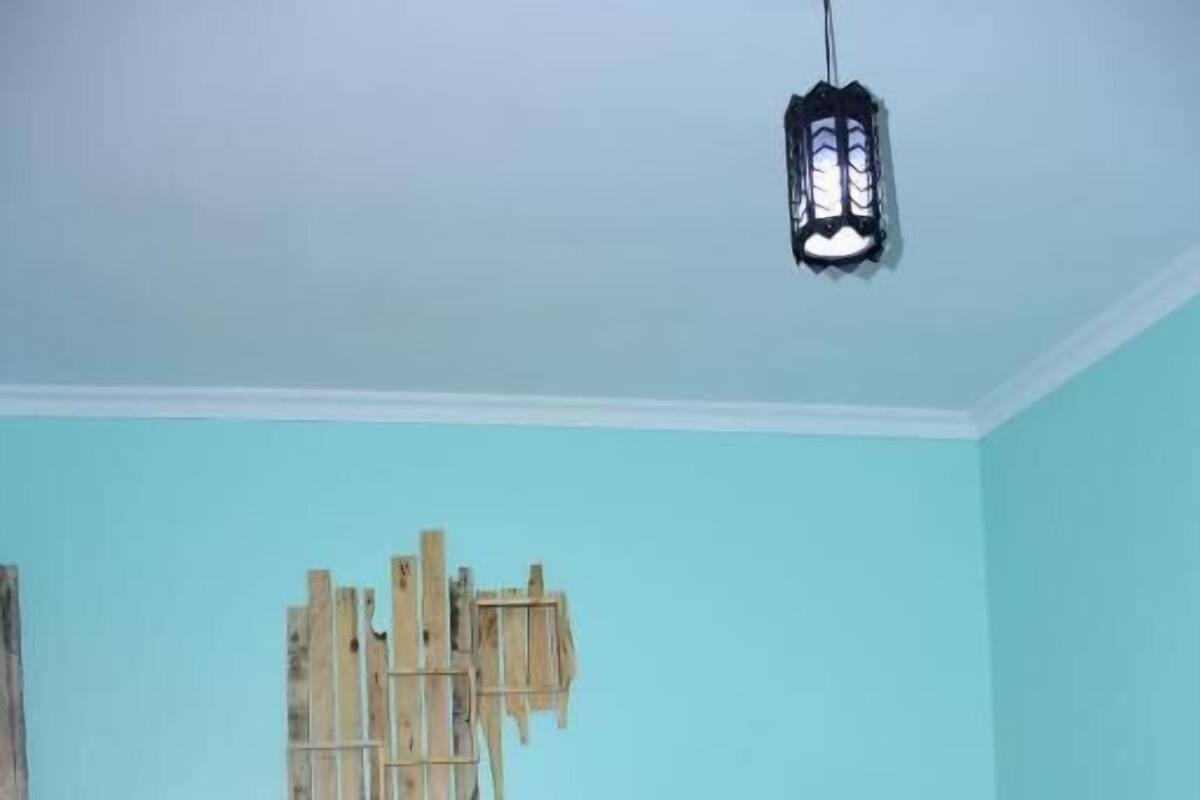 In-room safe, soundproofing, iron/ironing board, free WiFi