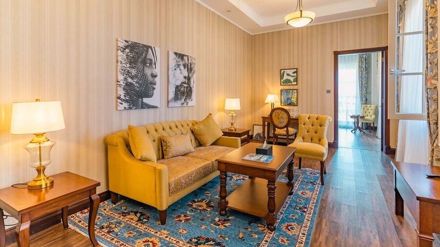 Avellino Lakeside Escape