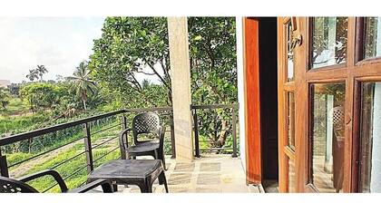 Edgefield Escapes : Double or Twin Room with Garden View