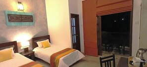 Room - Edgefield Escapes : Double or Twin Room with Garden View (Polgasowita)