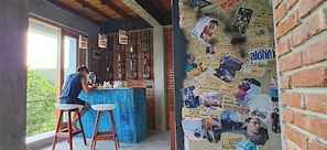 Bar (a l'allotjament)
