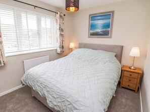 3 bedrooms, free WiFi, individually decorated, individually furnished - 7 Cwrt Y Cadno (Llantwit Major)
