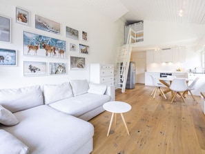 Fernseher, Kamin