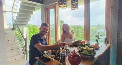 Edgefield Escapes : Junior Suite with Garden View