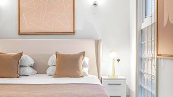 Apartment, 1 King Bed with Sofa bed, Kitchen, City View (Bateman St 14, 1) | 1 bedroom