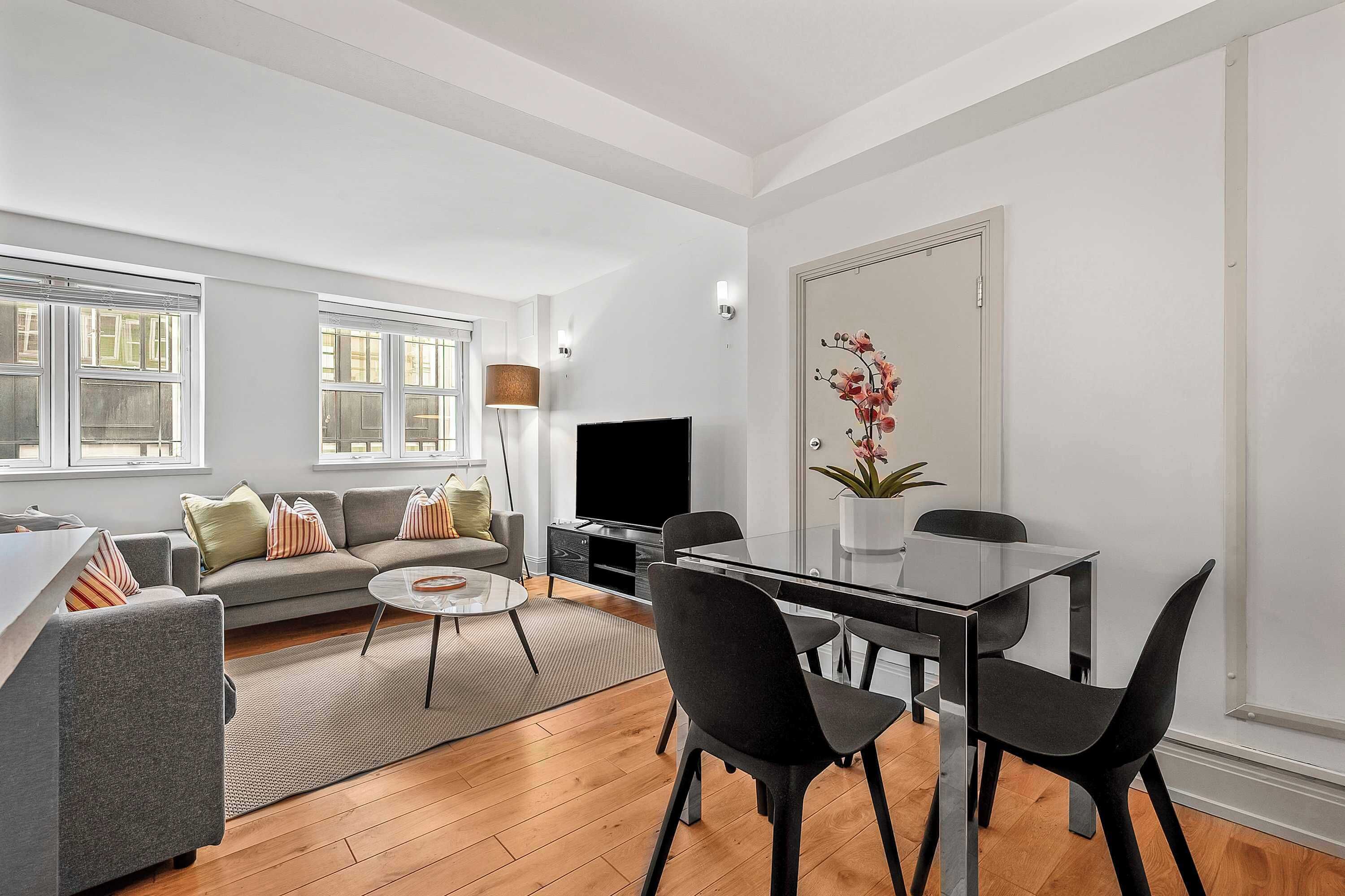 Appartement, 1 kingsize bed met slaapbank, patio, uitzicht op stad (Bateman St 14, 2) | Woonruimte