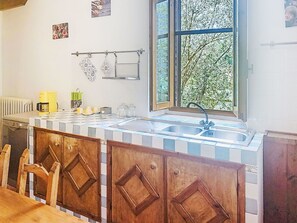 Mikrobølgeovn, ovn og oppvaskmaskin