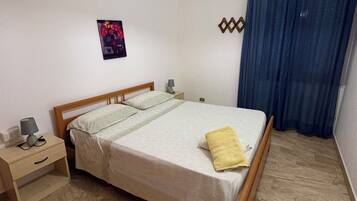 1 bedroom, iron/ironing board, Internet, bed sheets