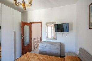 Apartment, Balcony