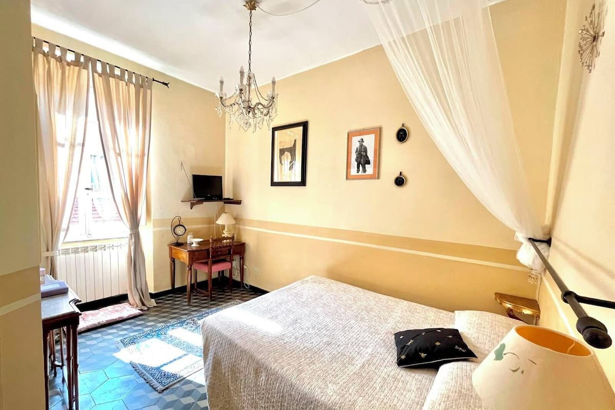 Habitación doble clásica | Ropa de cama hipoalergénica, minibar y wifi gratis
