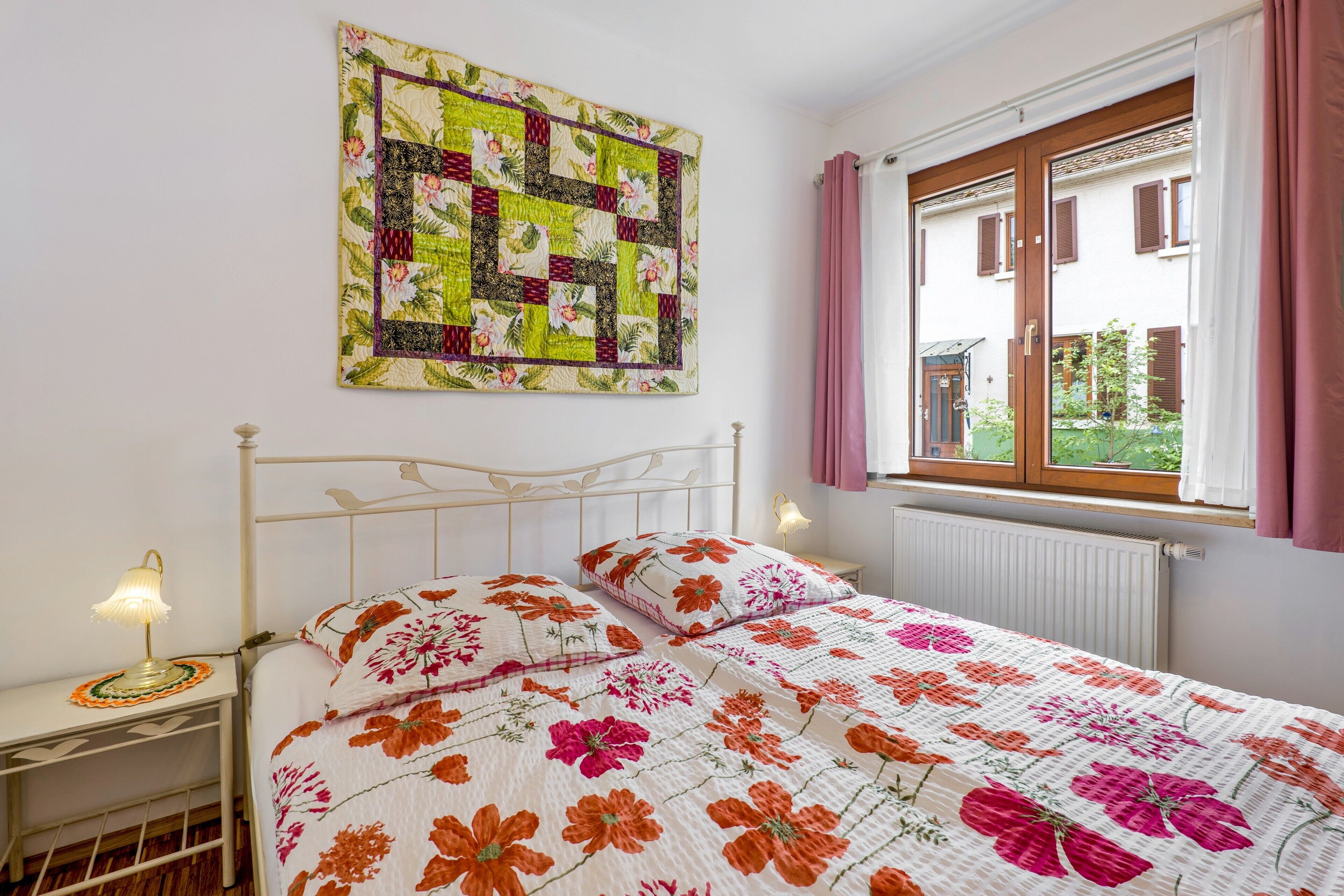 2 Schlafzimmer, Bügeleisen/Bügelbrett, WLAN, Bettwäsche