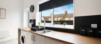 Horden 2BR Home Sleeps 6 By Stay with us