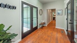 Interior - MORNING LIGHT (Swanton)