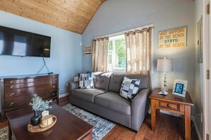 Smart TV, books - NEW! Lake Cottage Getaway | Beach Access + Pets OK | North Cottage (North East)