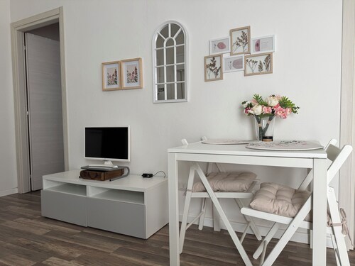 Maison Rebecca Guesthouse in downtown Carpi, Modena