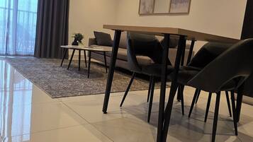 Habitación estándar, vistas a la ciudad | Restauración