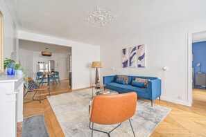 Fernseher