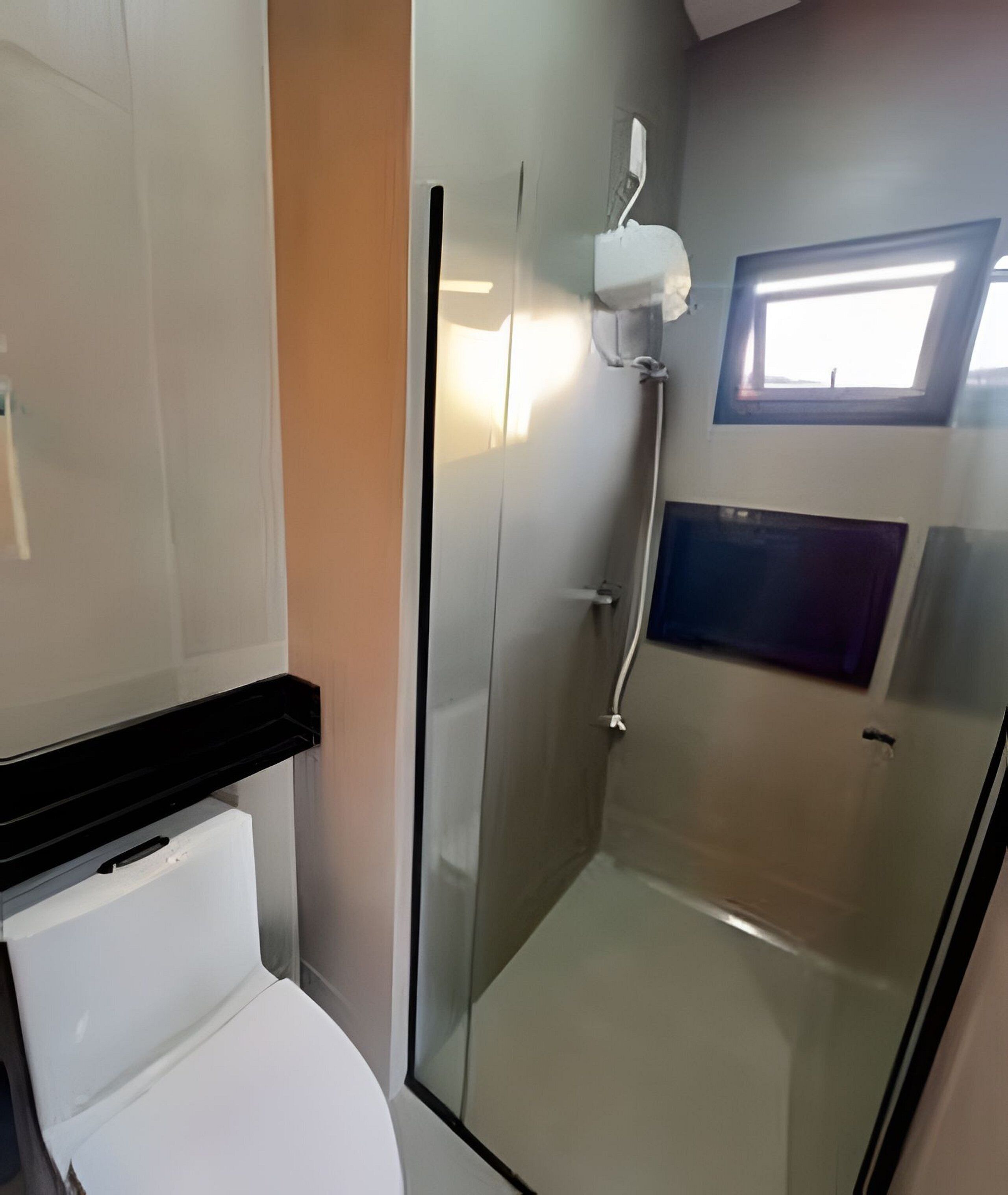Shower, toilet paper