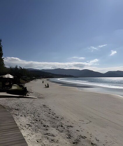 Vista Mar Riviera - Terraço com Vista para o Mar a 50m da Praia da Ferrugem