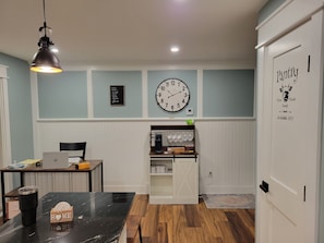 Dining - Newly Renovated 3-bedroom farmhouse with AC on 15 acres in delightful Louisville (Louisville)