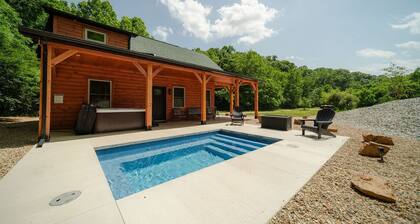 Tributary | Hocking Hills, Plunge Pool, Hot Tub