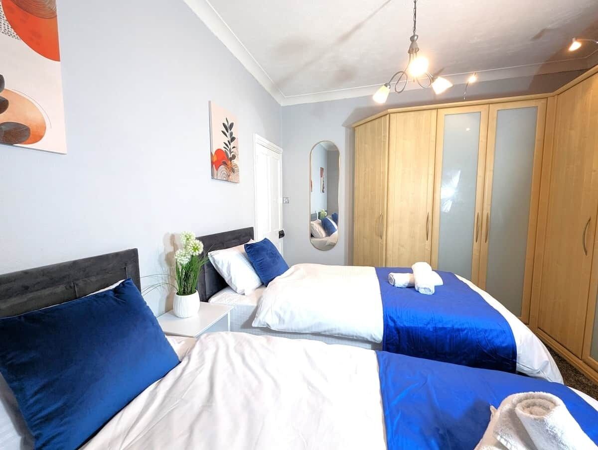 5 bedrooms, WiFi